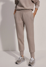 Load image into Gallery viewer, Slim Cuff Pant 27.5"
