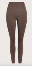 Load image into Gallery viewer, Assure High Rise Legging 25"