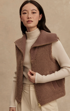 Load image into Gallery viewer, Varley Aspen Gilet