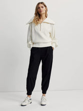 Load image into Gallery viewer, Varley Vine Pullover Top