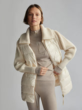Load image into Gallery viewer, Varley Arlen Zip-Through Jacket
