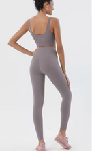 Load image into Gallery viewer, Belsize Zero Feel Leggings | Buy Pilates Clothing On
