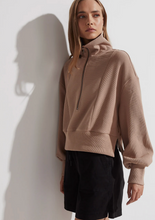 Load image into Gallery viewer, Varley Ramona Half Zip Top
