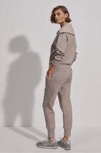 Load image into Gallery viewer, Yates Half Zip Sweat
