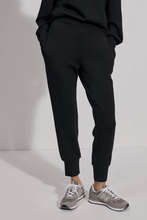 Load image into Gallery viewer, Slim cuff pant 27.5
