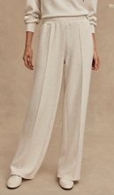 Load image into Gallery viewer, The Wide Leg Pant 28
