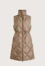 Load image into Gallery viewer, Navine Long Down Gilet
