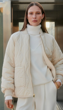 Load image into Gallery viewer, Serina reversible Quilt Jacket
