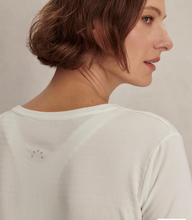 Load image into Gallery viewer, Saskia Seamless Longline Tee
