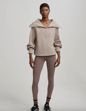 Load image into Gallery viewer, Varley Vine Half Zip Pullover
