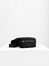 Load image into Gallery viewer, Varley Lasson Belt Bag
