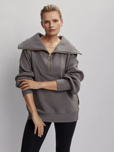 Load image into Gallery viewer, Varley Vine Pullover Top
