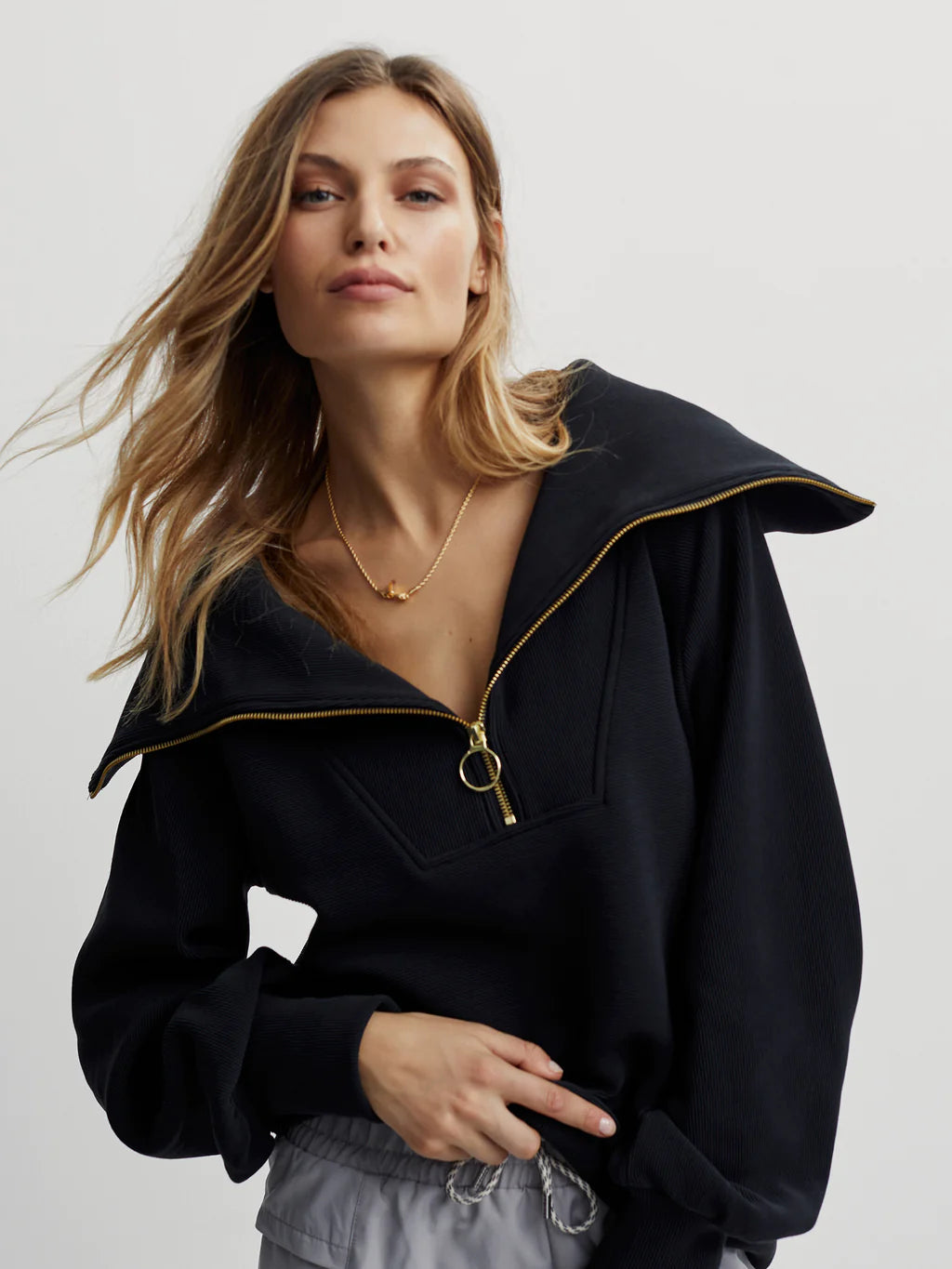 Varley vine pullover black 2025